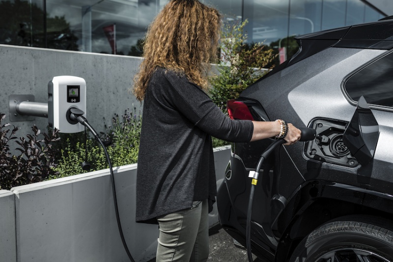Toyota RAV4 Plug-in Hybrid 歐規