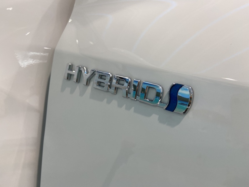 Toyota Corolla Cross 1.8 油電尊爵