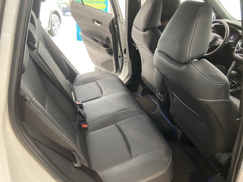 Toyota Corolla Cross 1.8 油電尊爵