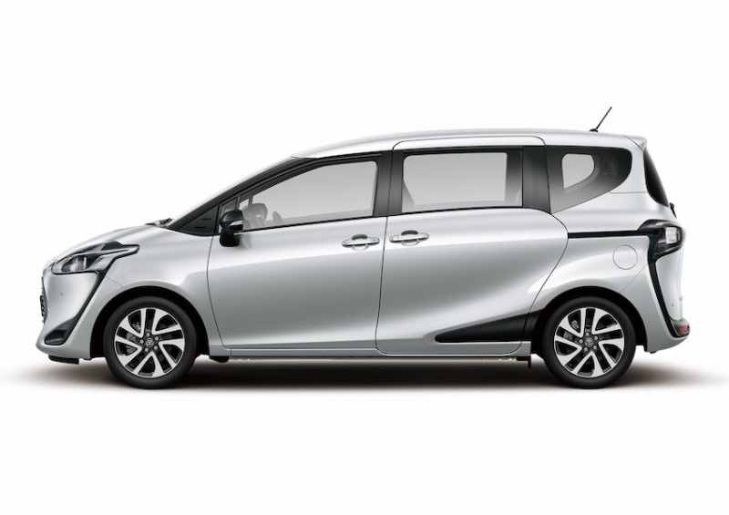 Toyota Sienta Crossover