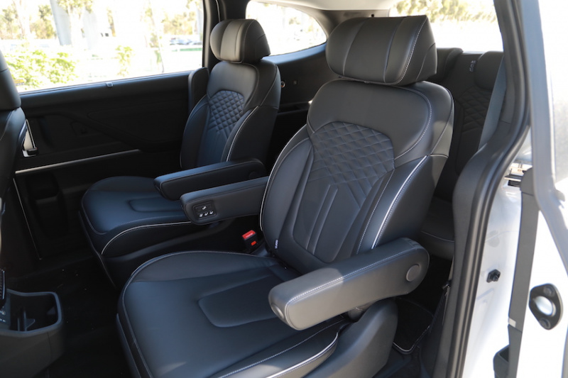 Hyundai Custin 