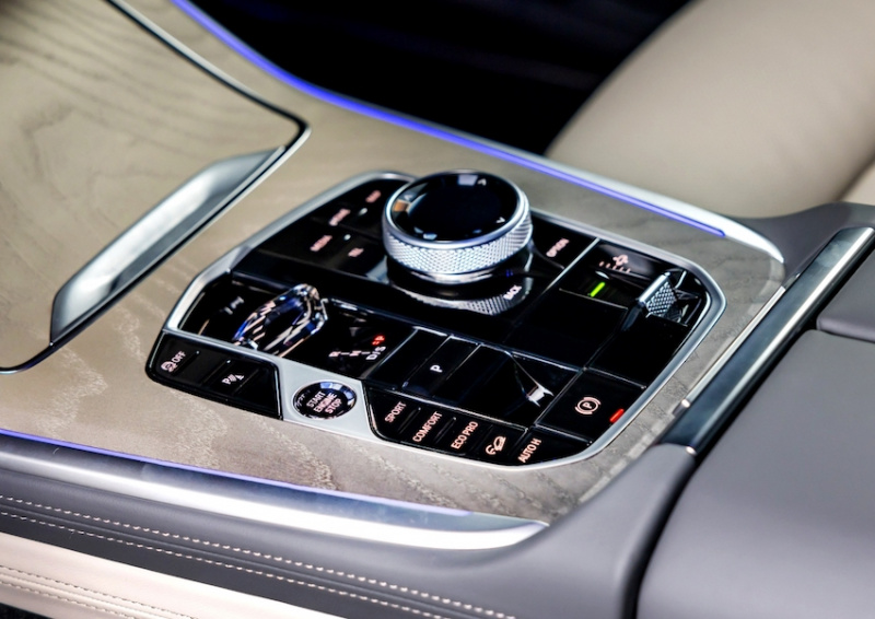 BMW X7 小改款