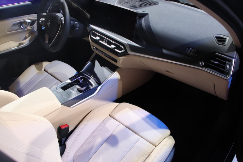 BMW 3 系列小改款