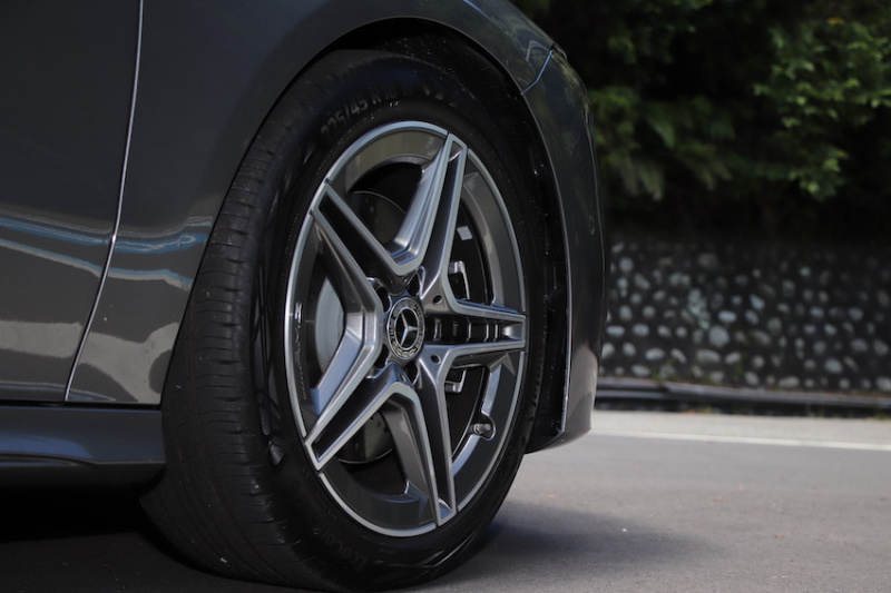 賓士 CLA 200 Shooting Brake 