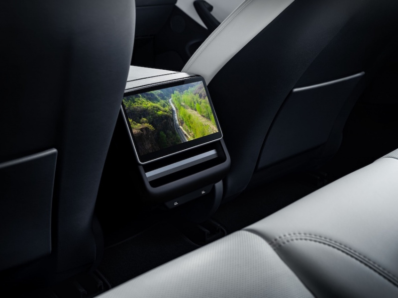 Tesla Model 3 煥新版