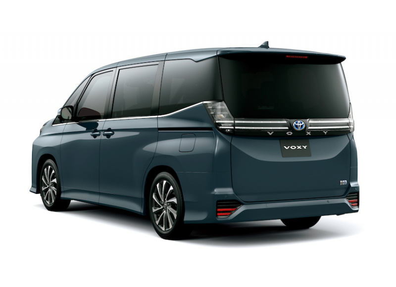 Toyota Voxy 第四代