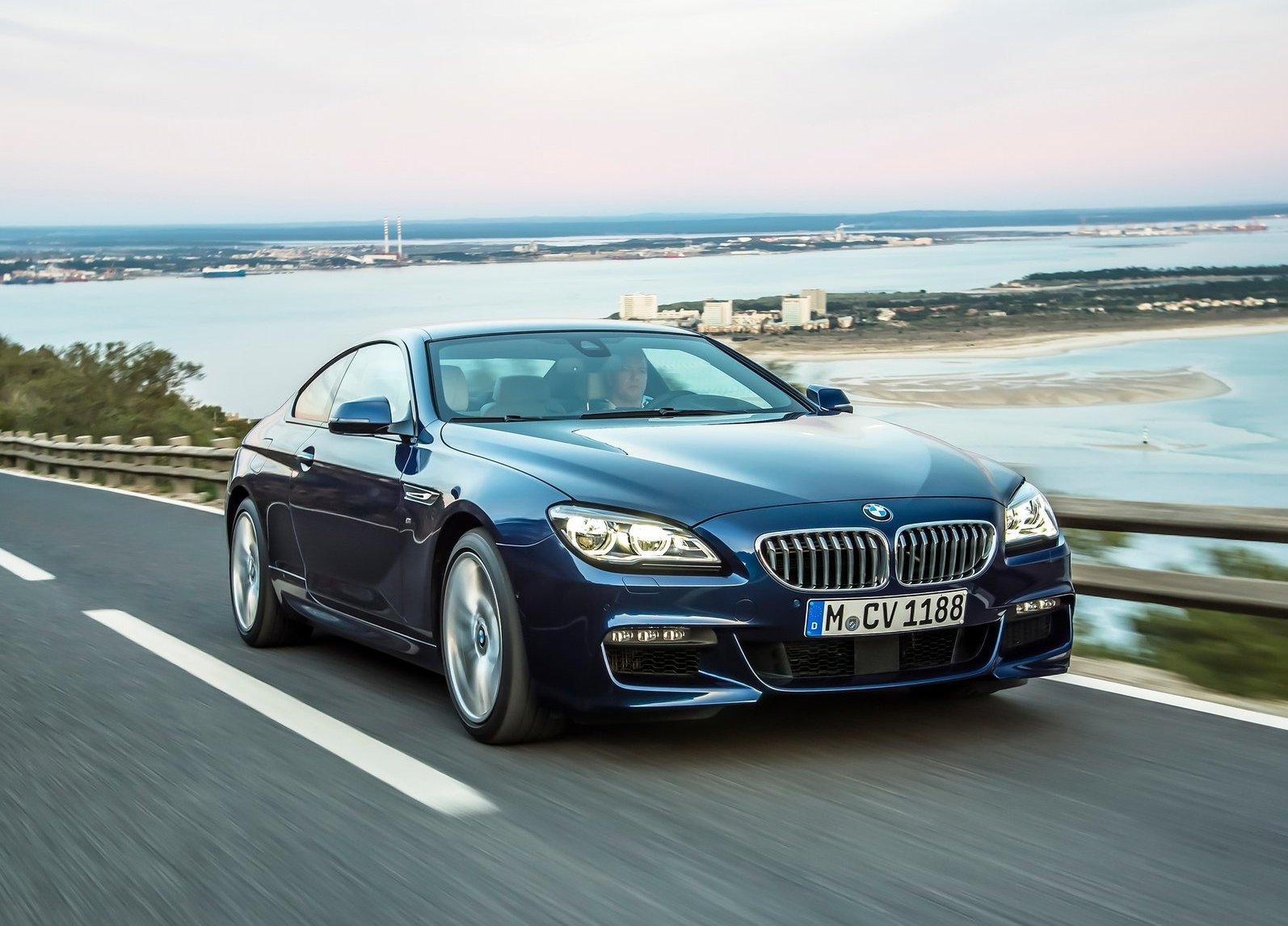 BMW 6 Series Coupe  640i