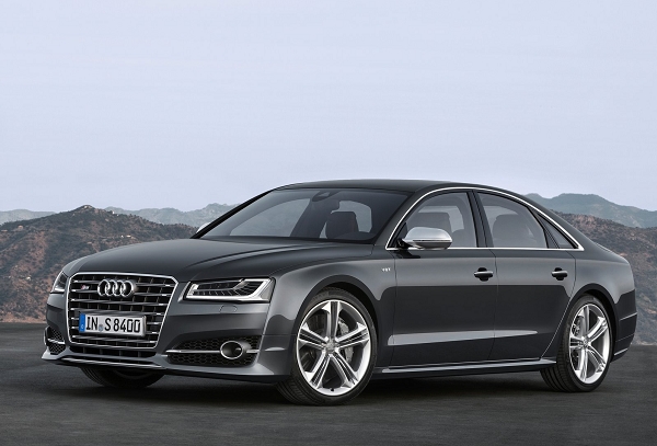 Audi S8 Sedan  S8 plus