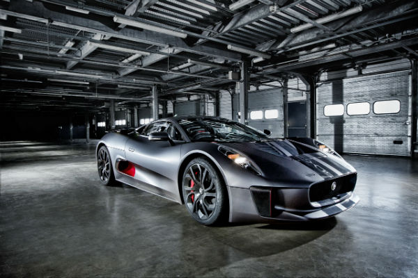 JAGUAR 打造頂尖超跑 C-X75 HYBRID