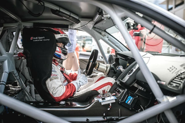 由Audi品牌大使李勇德所駕駛編號「777」的Audi R8 GT LMS更以1:44.893秒的驚人成績,創造了大鵬灣國際賽車場有史以來房車最速單圈紀錄
