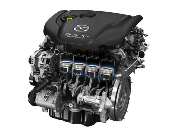 MAZDA SKYACTIV-D 2.2升新世代柴油引擎，以遠低於一般柴油引擎的超低壓縮比14：1及多段精密噴射供油等技術，不僅使引擎本體輕量化，更使SKYACTIV-D引擎在全轉數域都能輸出充沛動力，並達到更完美燃燒效率，同時提升性能並降低油耗。