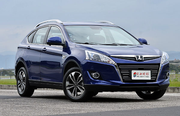 Luxgen U6 Turbo是裕隆自主品牌納智捷最新推出的Crossover跨界休旅車，車身線條與尺碼跟保時捷剛剛發表的Macan頗為接近，看起來相當時髦動感。