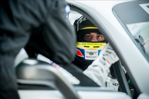 賓利歐陸 GT3 迎戰阿布達比海灣12小時耐力賽