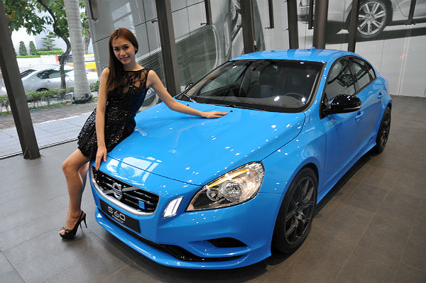 VOLVO 特地從瑞典將 S60 Polestar Concpet 空運來台，為這次 2014 台北車展增添濃厚的性能味。