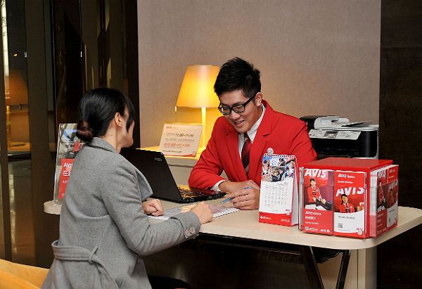 AVIS 國際租車與法國 NOVOTEL 飯店跨界合作