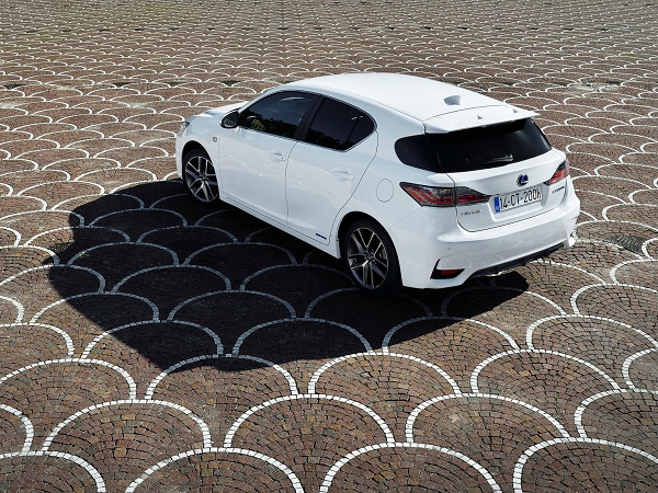 Lexus - CT 車款簡介