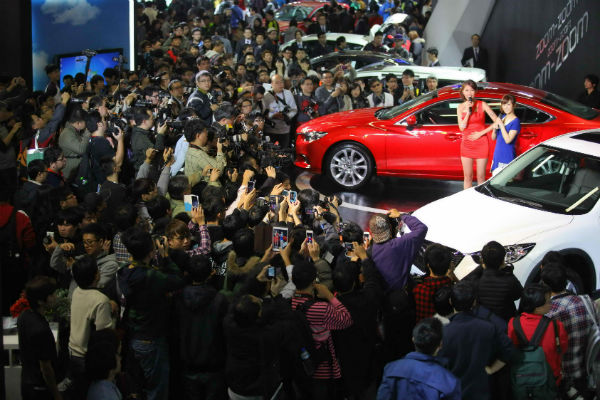 2014 元旦 MAZDA 再掀高潮 女神大元炒熱人氣買氣