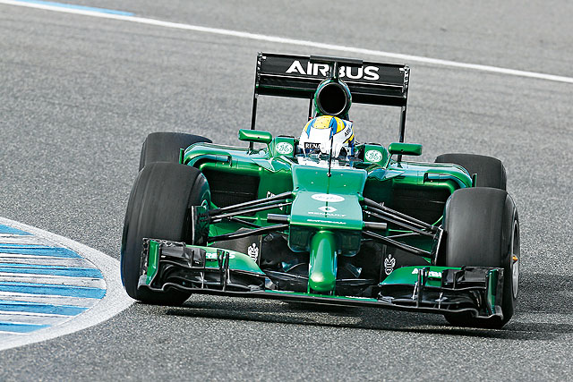 Caterham F1車隊今年新賽車CT05的鼻錐造型相當詭異，仍然跟世界冠軍紅牛車隊採用相同的Renault動力，但似乎無法擺脫跟Marussia車隊一起在後段班攪和的慘澹命運。