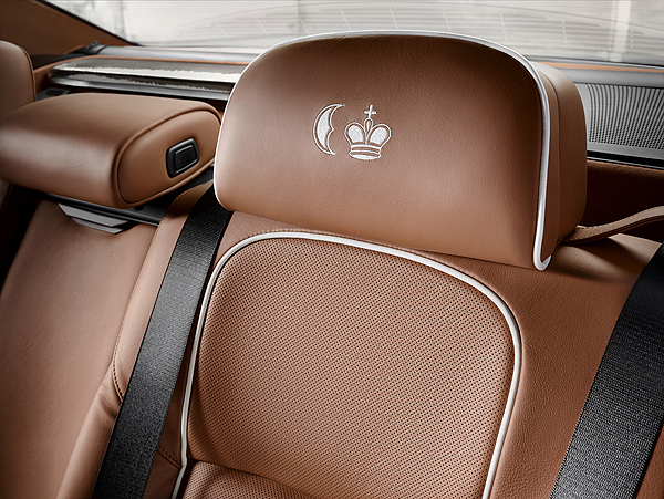 BMW 與 ROBBE & BERKING 共同打造 Individual 760Li Sterling Inspired