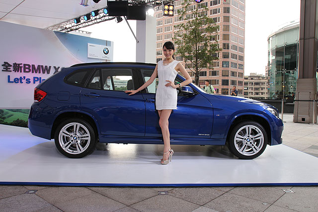 BMW 推出全新改款 X1 運動休旅