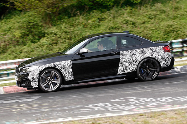 高性能小馬！BMW M2 Nurburgring 賽道測試照捕獲！