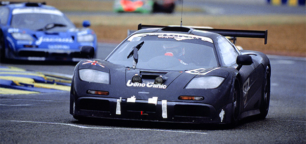 P1 GTR 用來接替圖中傳奇的 F1 GTR，圖片來源：McLaren