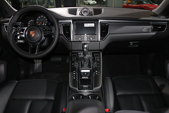 4 缸動力入列 Macan 正式進駐 Porsche 展間