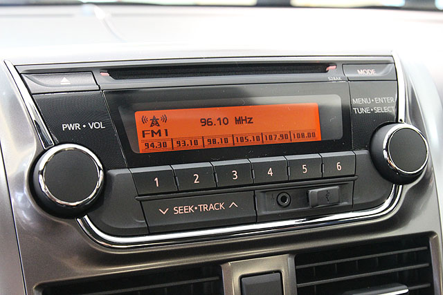 全車系皆搭載USB/AUX-IN多功能音響系統。