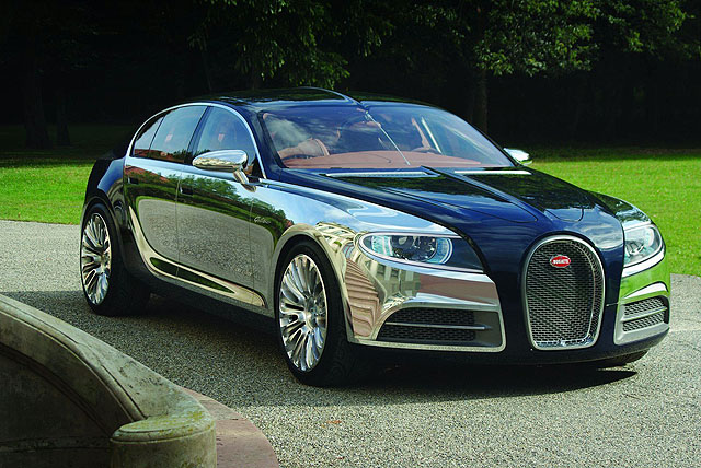 Bugatti並不是只有雙門車型，在2009年時，也曾經發表過4門的Galibier概念車。