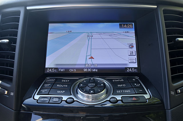 汽油動力豪華suv 性能推薦 Infiniti Qx70 3 7 自由電子報汽車頻道