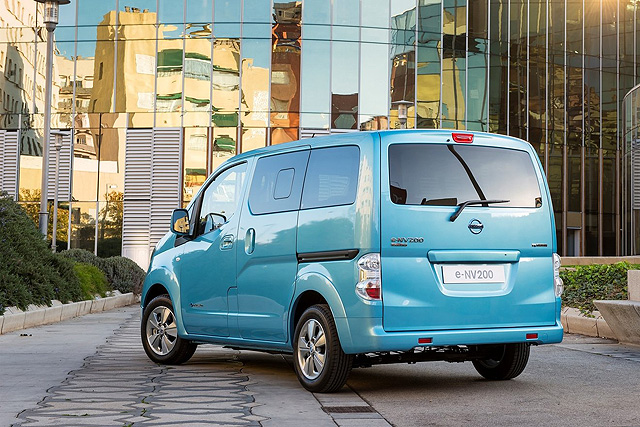 Nissan目前除了有掀背車的Leaf，另外還有商用車的e-NV200，對於電動車市場前景相當看好。（圖片來源／Nissan提供）
