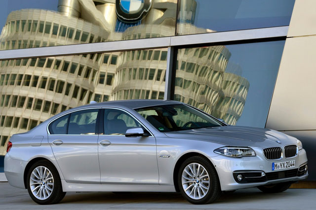 2014年BMW 5系列在國內的銷售表現仍相當亮眼，其產品編成涵蓋了4門房車、旅行車和Gran Turismo 5門轎旅車。5系列主管房車深受注重駕駛樂趣的多金自駕型買家喜愛，始終買得比許多大眾化品牌的RV類進口車更好。