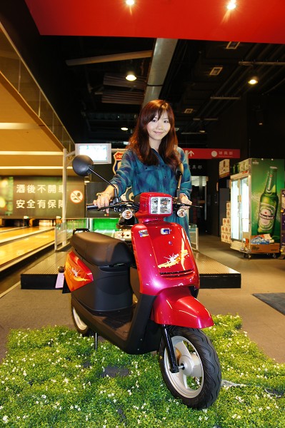 e-moving Bobe 電動車 鋰電版上市