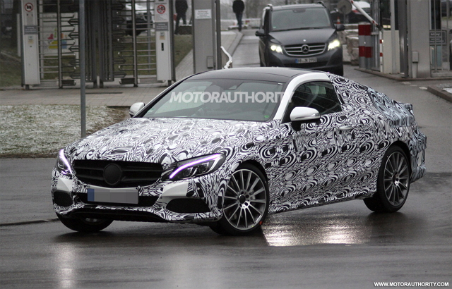 近日媒體於德國捕捉到Mercedes-Benz C-Class Coupe的身影，估計全球首演結束後，正式上市的時間可能也相去不遠。（圖片來源／MotorAuthority）