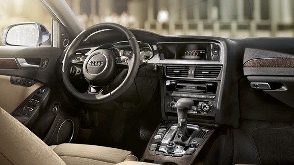 Audi - A4 Sedan 車款簡介