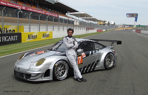 派屈克丹普西 2013 年參加利曼 24 小時耐力賽，駕駛 Porsche 911 RSR 出賽。（圖片來源/網路）