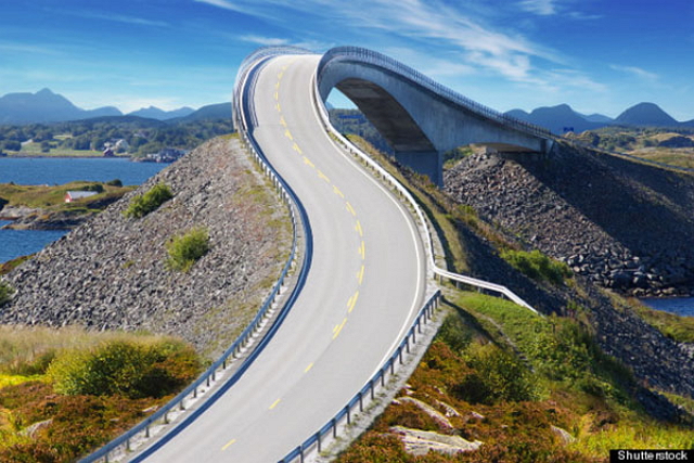 強連接的路─挪威大西洋海濱公路Atlanterhavsveien（圖片來源／Blog.Cochran）