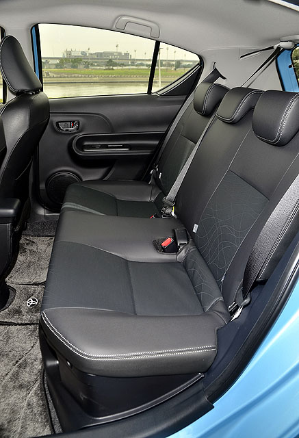 改頭換面 質感精進》豐田 Prius c 小改款試駕
