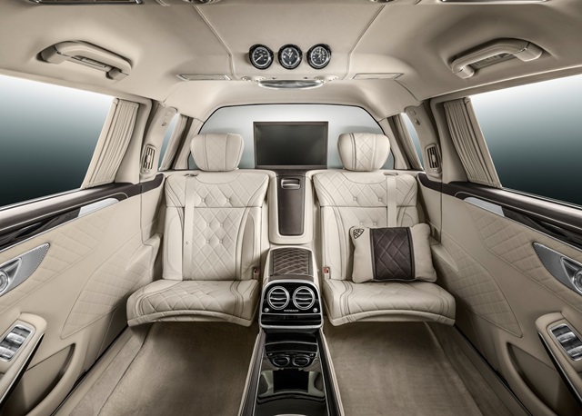 原廠也為Maybach S600 Pullman標配Burmester sound systems豪華音響系統，同時也另外提供BurmesterR High-End 3D環繞音響系統供買家選配，打造豪華影院享受。