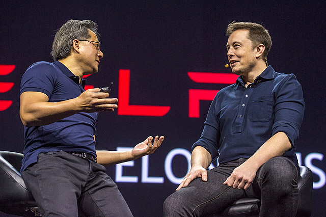 Musk也提到，雖然全自動駕駛可望在1年左右實現，但要能完全接管路上的車輛，大約還需要20年的時間。（圖片來源／彭博）