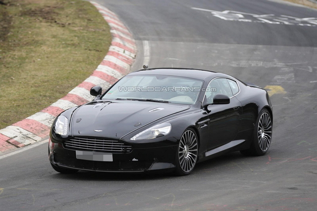 Aston Martin似乎又將發表新一代跑車「DB9 Successor」，近日其被拍攝到在紐博格林賽道（Nürburgring）試車的畫面。（圖片來源／WorldCarFans）