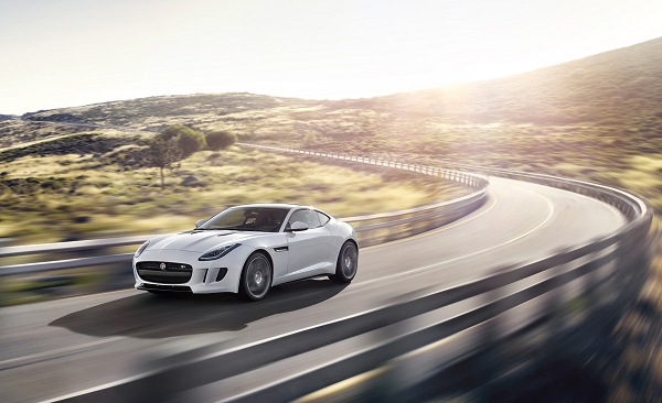 JAGUAR F-TYPE Coupé 獲英國三獎肯定