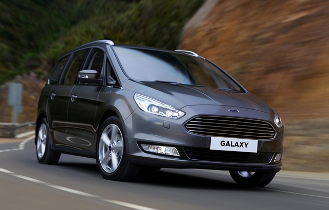 Galaxy與S-MAX採用相同的底盤設定，外型延續前一代車型的方正造型，但增添更多新世代Ford設計語彙，採用了全新家族式類馬汀頭水箱護罩。