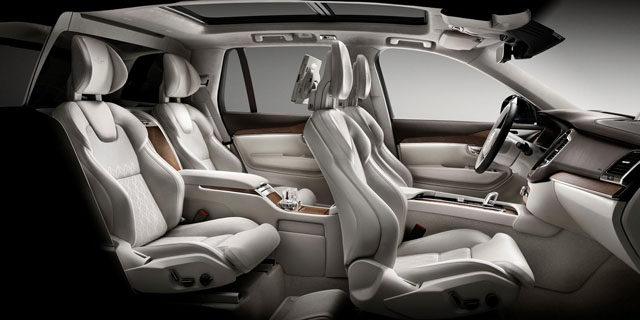 Volvo進一步對XC90 Excellence進行強化隔音，並換上Pirelli低噪音輪胎，提高靜肅性。