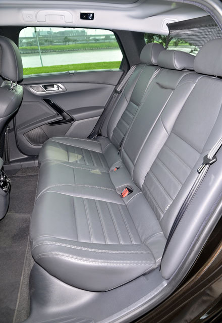 法國家庭號旅行車，Peugeot 508 SW 小改款試駕