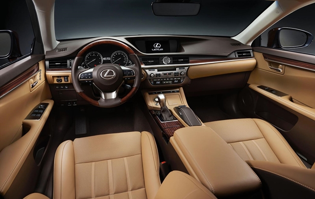 Lexus原廠也為新年式ES200增添新世代LSS+(Lexus Safety System+)主動安全系統。