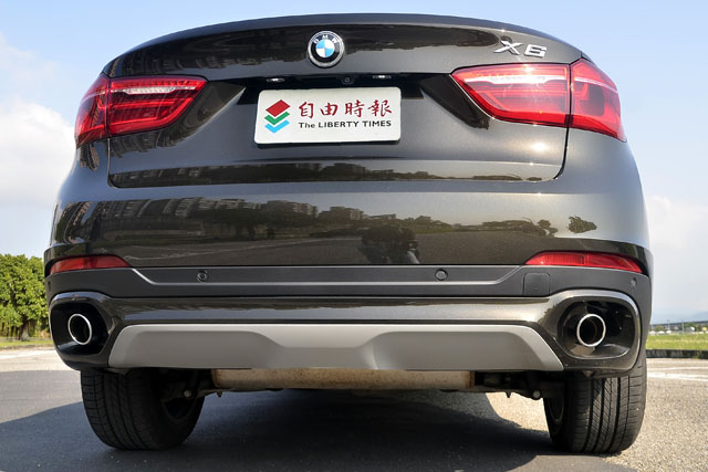跳脫傳統 SUV Coupé 新世代！BMW X6 xDrive30d 試駕