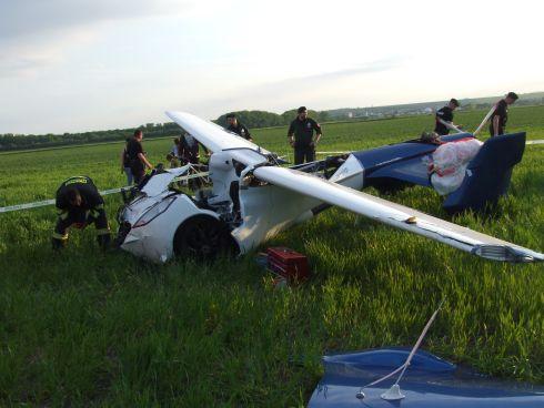 預計於2017年推出飛天車的AerMobil，近日一次原型機飛行測試發生墜機意外。（圖片來源／SME）