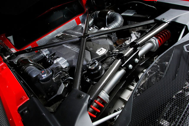 挺進 7 分內！Lamborghini Aventador SV 挑戰紐柏林全記錄