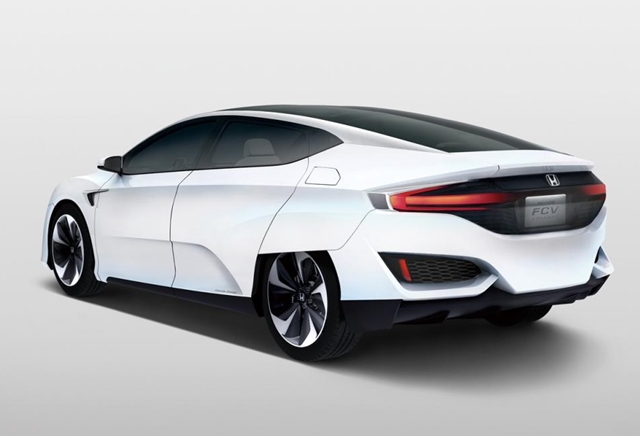 Honda FCV 燃料電池車  2020 年量產進軍國際